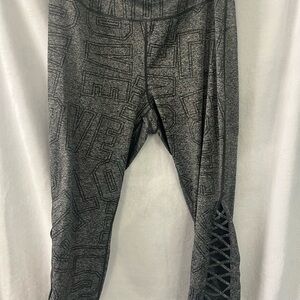 Gray Leggings with Black Pattern